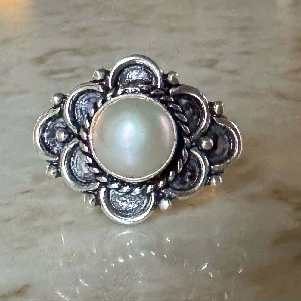 NWOT Sundance Moonflower Ring, Pearl, Sterling Silver